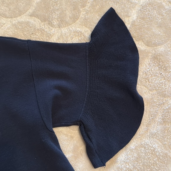 EUC NAVY KNIT TOP - Picture 4 of 8